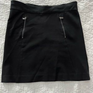 Ann Taylor Black Mini Skirt 2P